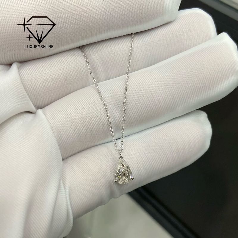 Luxury Diamond Necklace with VS2 Clarity Diamond and 18k/Rose Gold Plated Customized High Jewelry Pendant