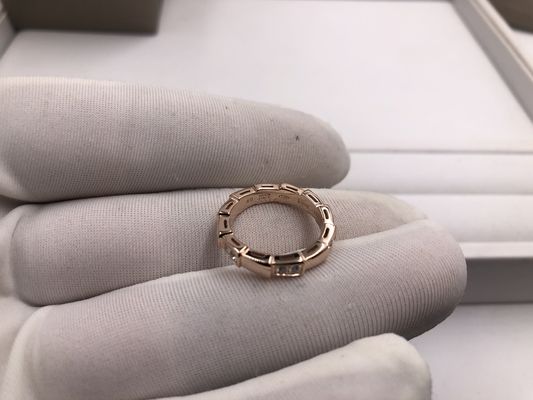 মহিলাদের আনুষ্ঠানিক অনুষ্ঠানের জন্য হোয়াইট ডায়মন্ড ভিএস২ স্বচ্ছতা এবং 18 কেট সোনার প্লাস্টিকযুক্ত বিলাসবহুল হীরা নেকলেস